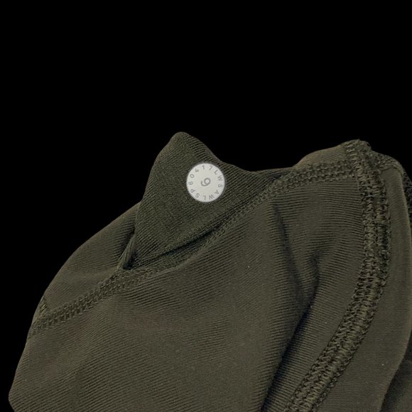 Lululemon Wunder Under Tech Mesh 28" Luzon Pants - Picture 4 of 4